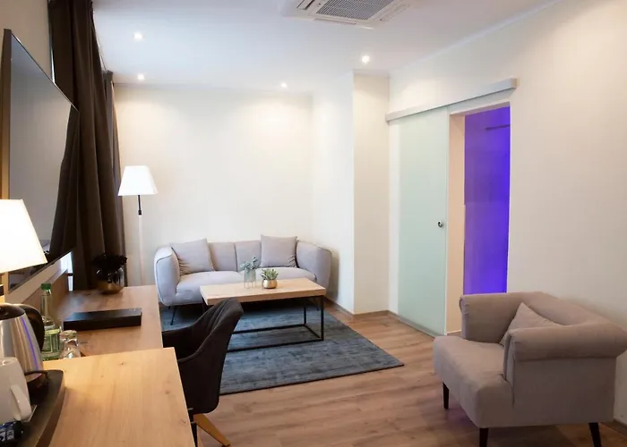 Stadthotel 3*