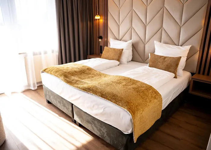 Stadthotel מלון 3*