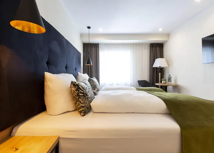 מלון Stadthotel ליכטנפלס