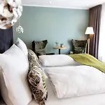 Stadthotel Szálloda 3*